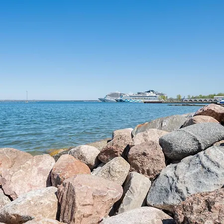 Апартаменти Dream - Stylish By The Sea 5 Min From Old Town Таллінн